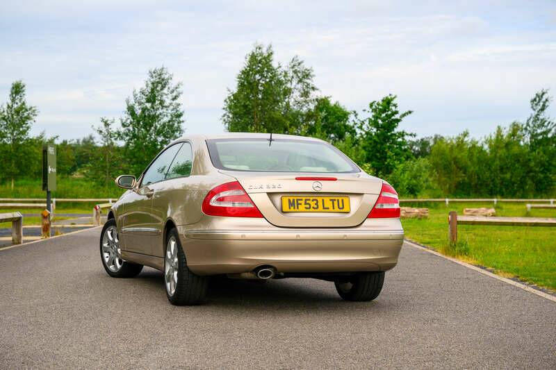 Bild 4/47 von Mercedes-Benz CLK 320 (2003)