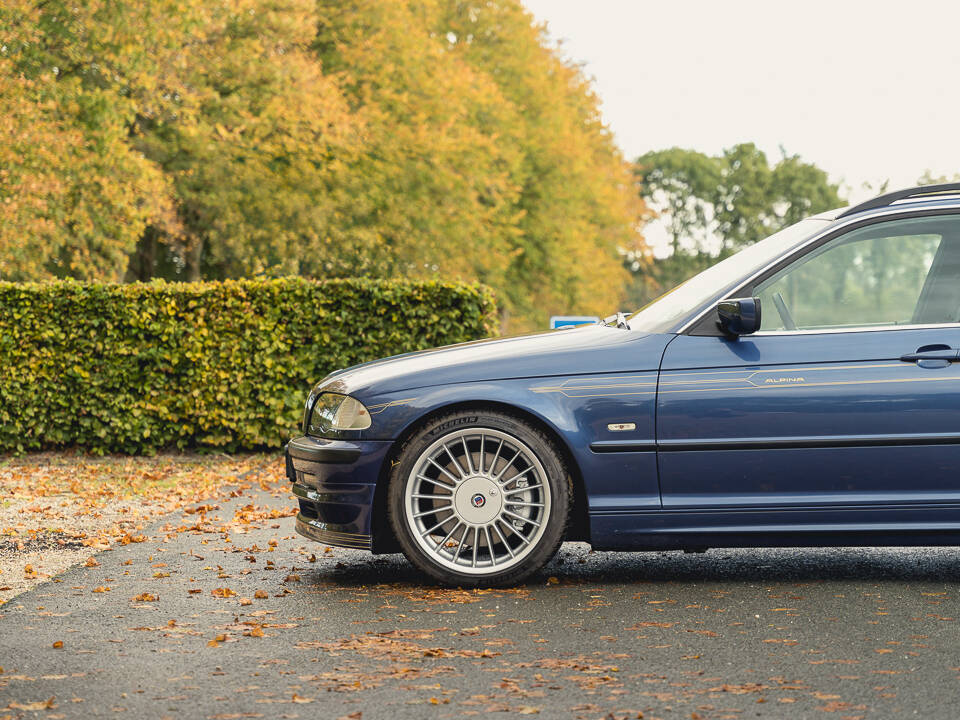 Image 46/99 of ALPINA B10 3.3 Touring (2001)