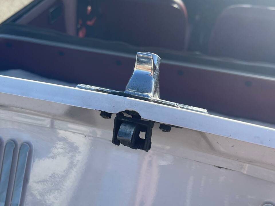 Image 18/56 of SEAT 850 Speciale (1971)