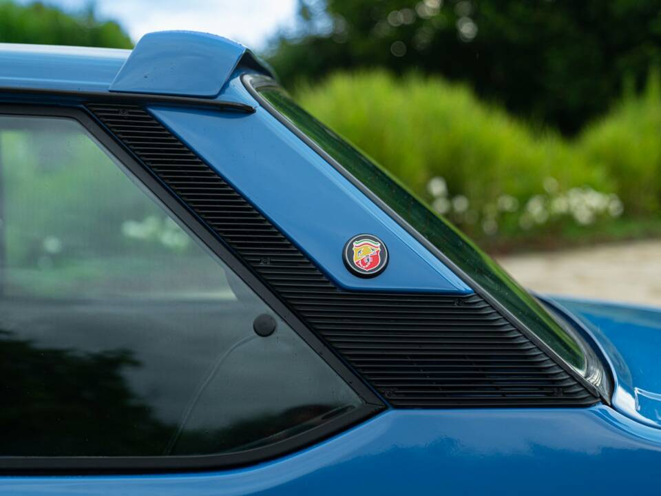 Immagine 32/50 di FIAT 131 Abarth Rally (1981)