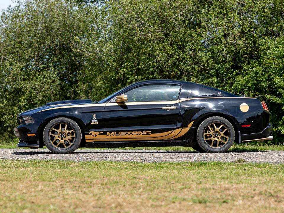 Image 3/50 of Ford Mustang V6 (2009)