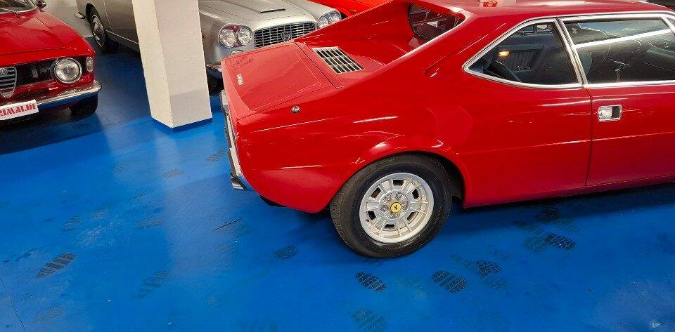 Image 22/43 of FIAT Dino Coupe (1976)