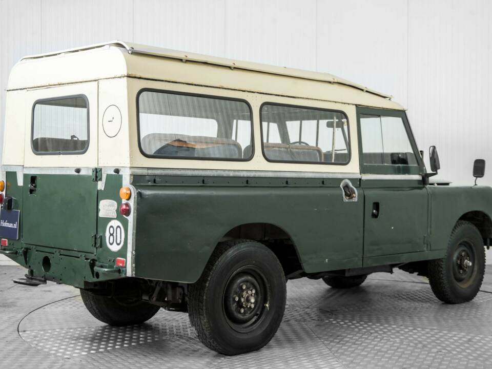Image 5/50 of Land Rover 109 (1978)