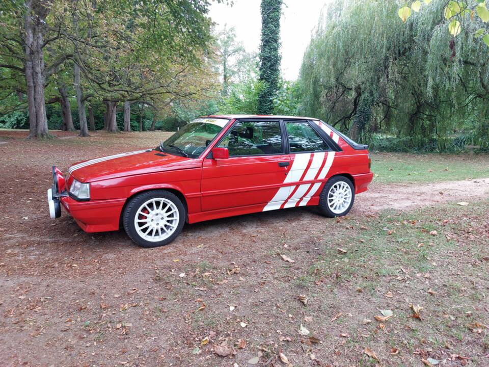Bild 8/8 von Renault R 11 Turbo (1987)