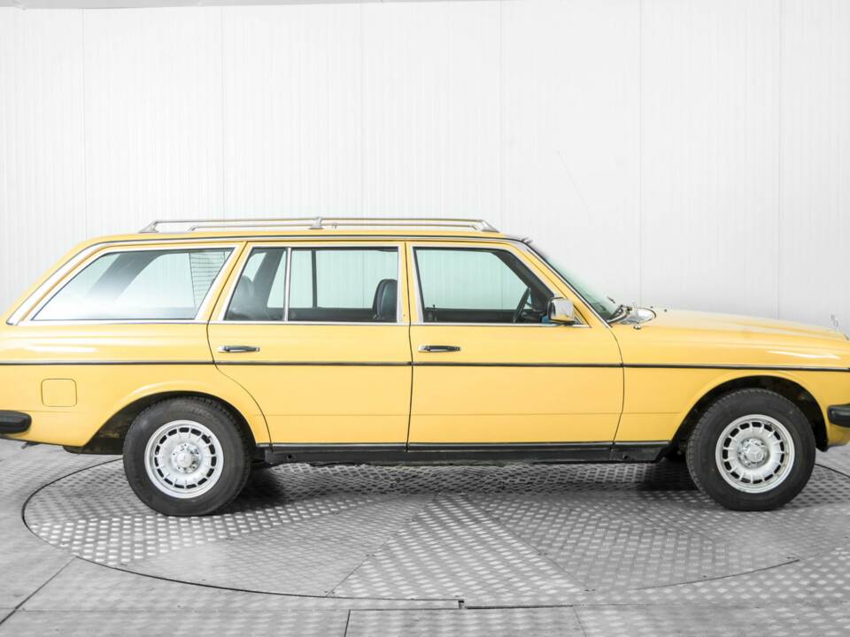 Bild 10/50 von Mercedes-Benz 300 TD Turbodiesel (1981)