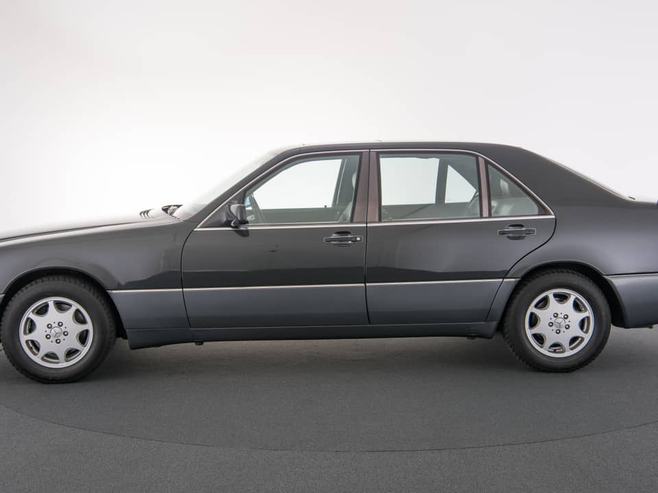 Image 11/45 of Mercedes-Benz 500 SEL (1992)