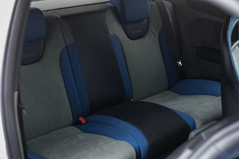 Image 29/50 of Ford Focus RS (2010)