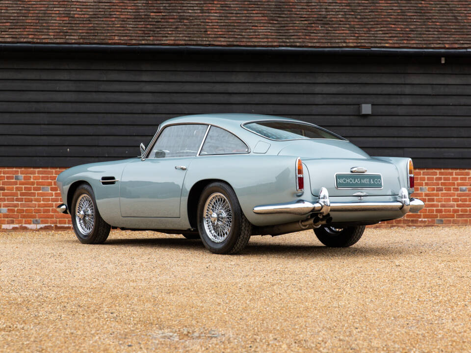 Afbeelding 3/94 van Aston Martin DB 4 (1960)