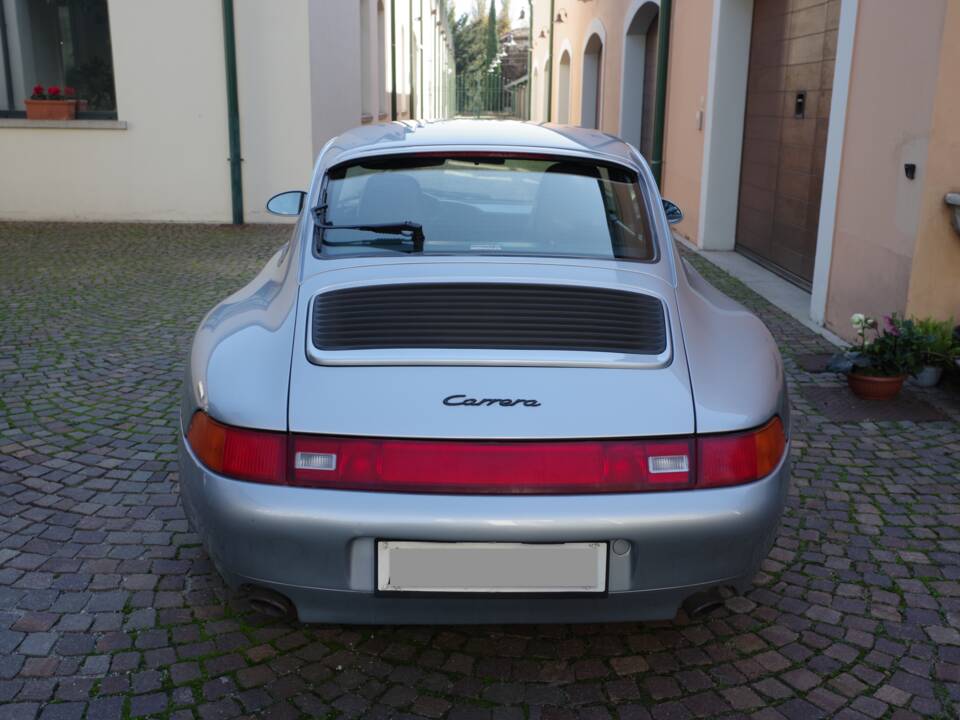 Image 5/16 of Porsche 911 Carrera (1994)