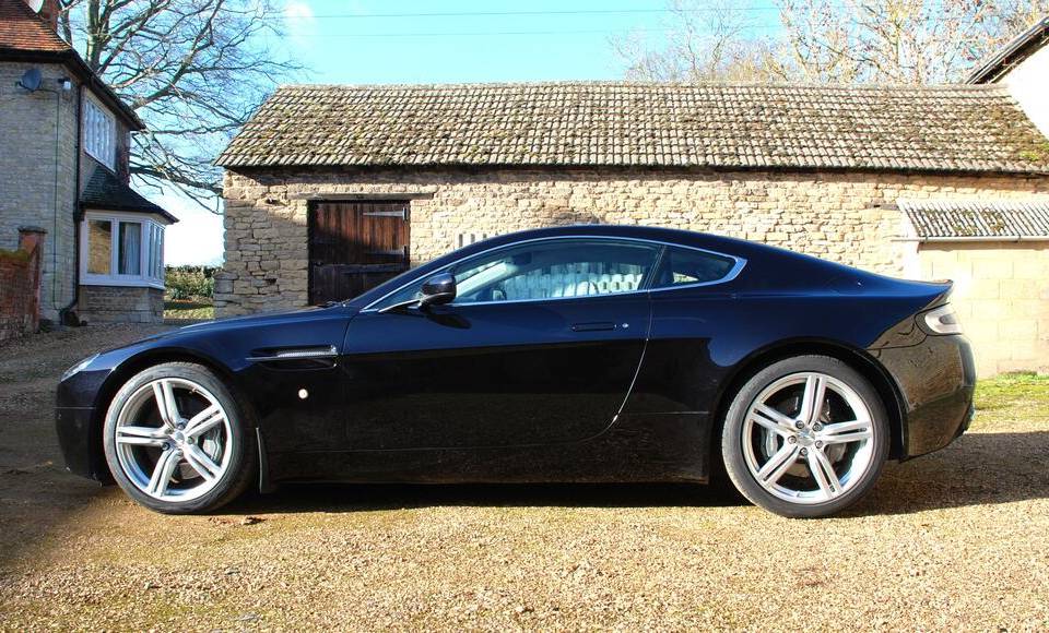 Bild 2/23 von Aston Martin V8 Vantage (2009)