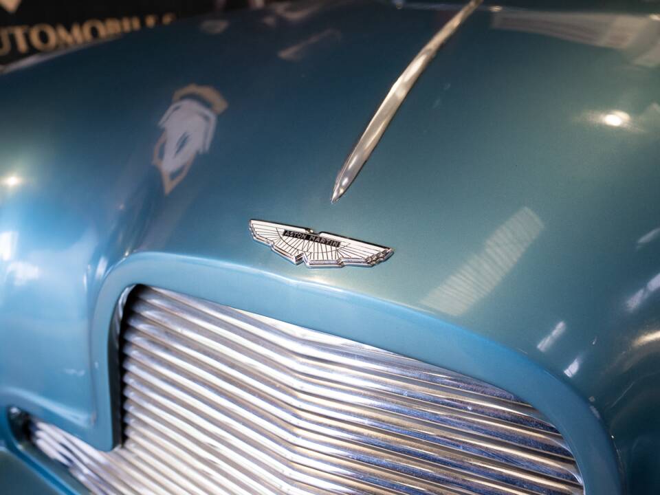 Image 4/82 of Aston Martin DB 2/4 Mk I (1953)