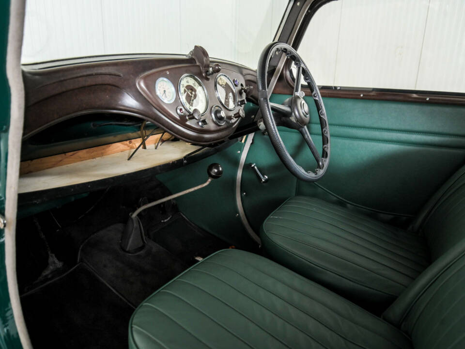 Image 12/50 de Morris Eight (1939)