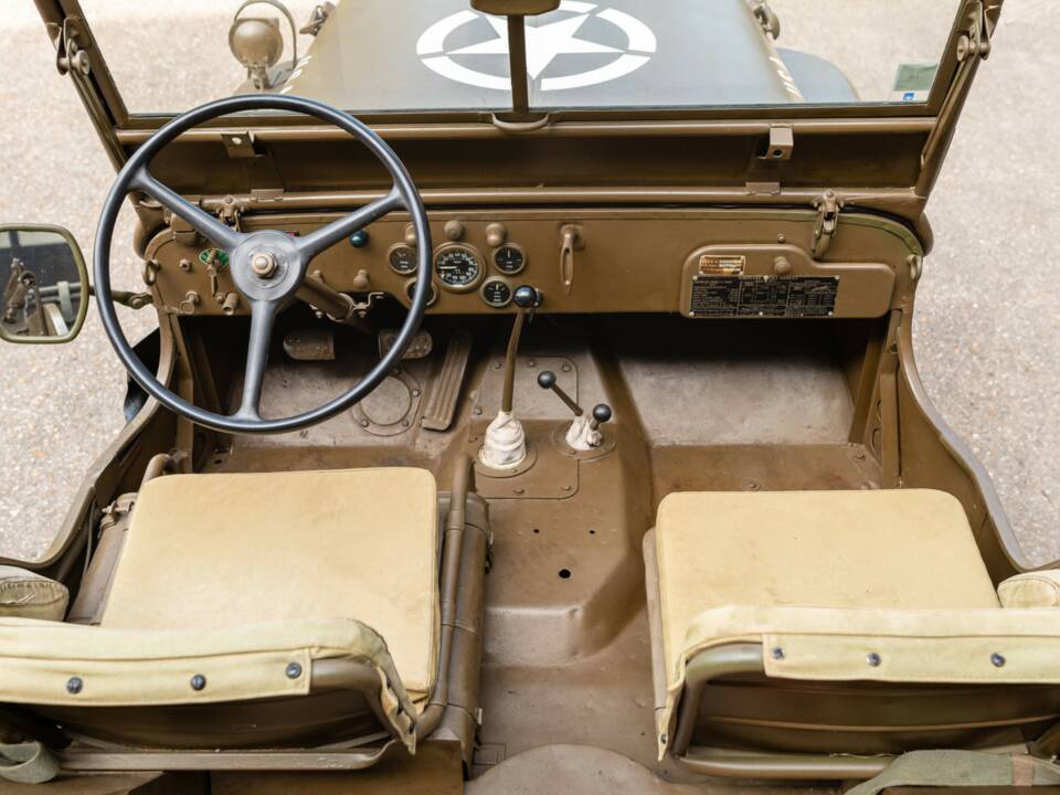 Imagen 2/50 de Hotchkiss M 201 (1963)