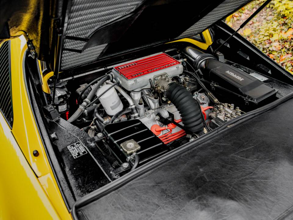 Bild 35/55 von Ferrari 328 GTS (1986)