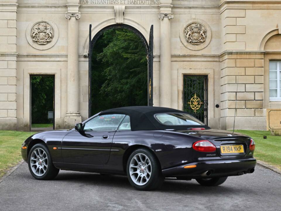 Afbeelding 12/50 van Jaguar XKR (1998)