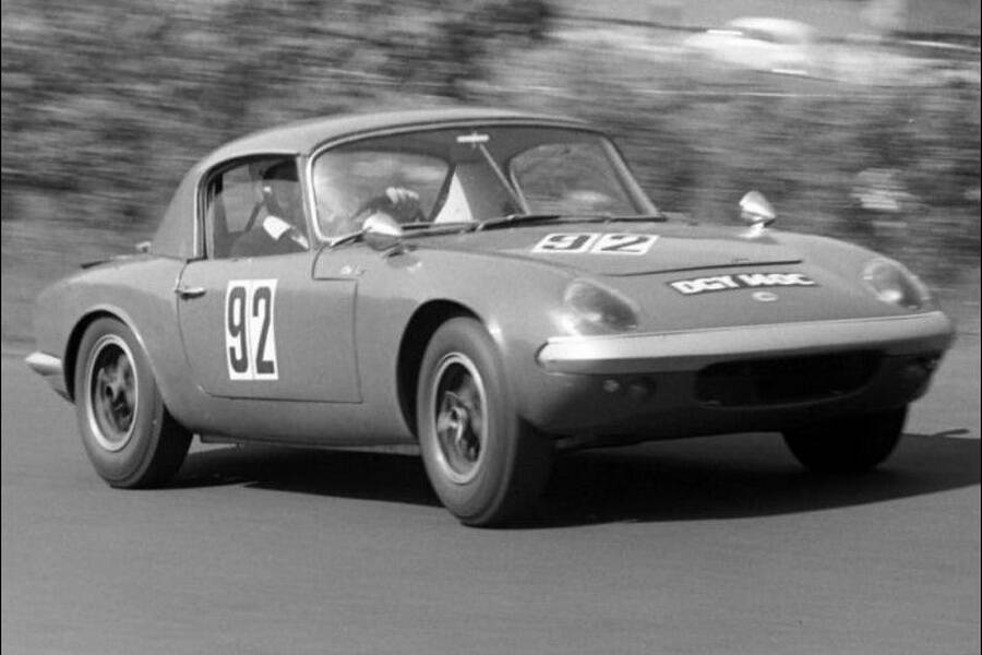 Image 37/45 of Lotus Elan (1965)