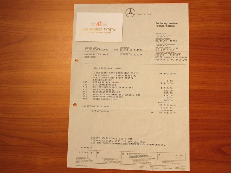 Image 20/34 of Mercedes-Benz 230 E (1992)