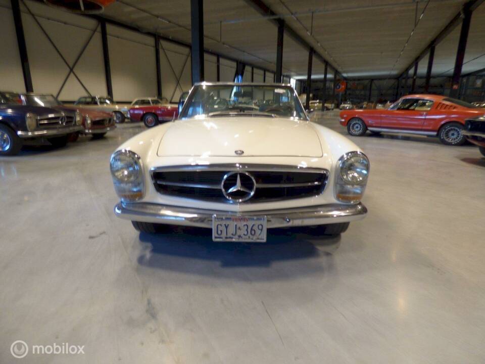 Bild 1/12 von Mercedes-Benz 280 SL (1969)