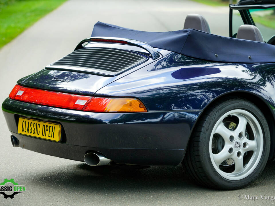 Image 39/60 de Porsche 911 Carrera (1994)