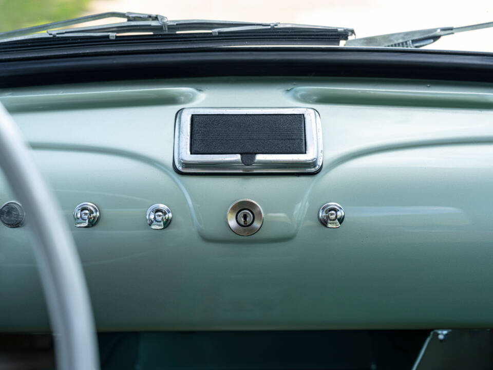 Image 18/27 of FIAT 500 Ghia &quot;Ziba&quot; (1969)