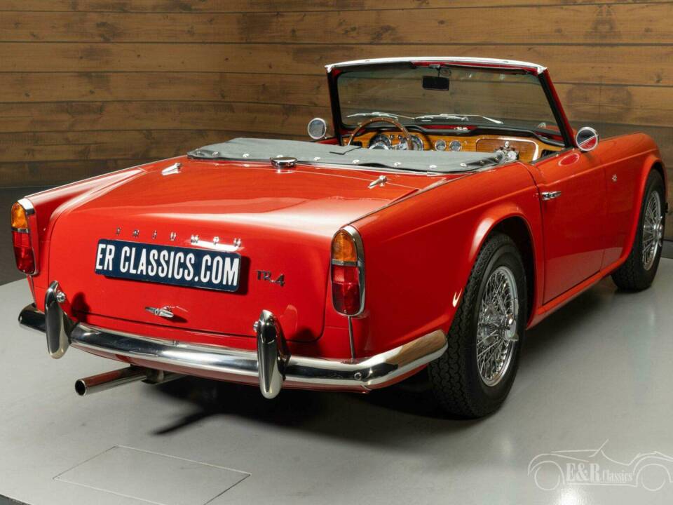 Image 8/19 de Triumph TR 4 (1964)
