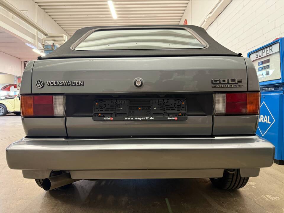 Image 12/19 of Volkswagen Golf I Cabrio GLi 1.8 (1989)