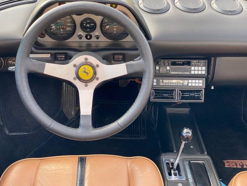 Bild 37/50 von Ferrari 308 GTS (1978)