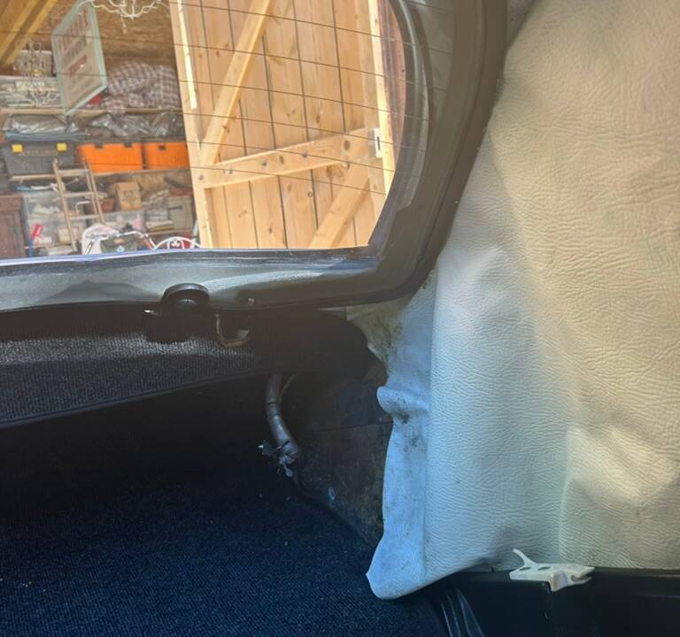 Image 19/86 of Volkswagen Karmann Ghia 1600 (1973)