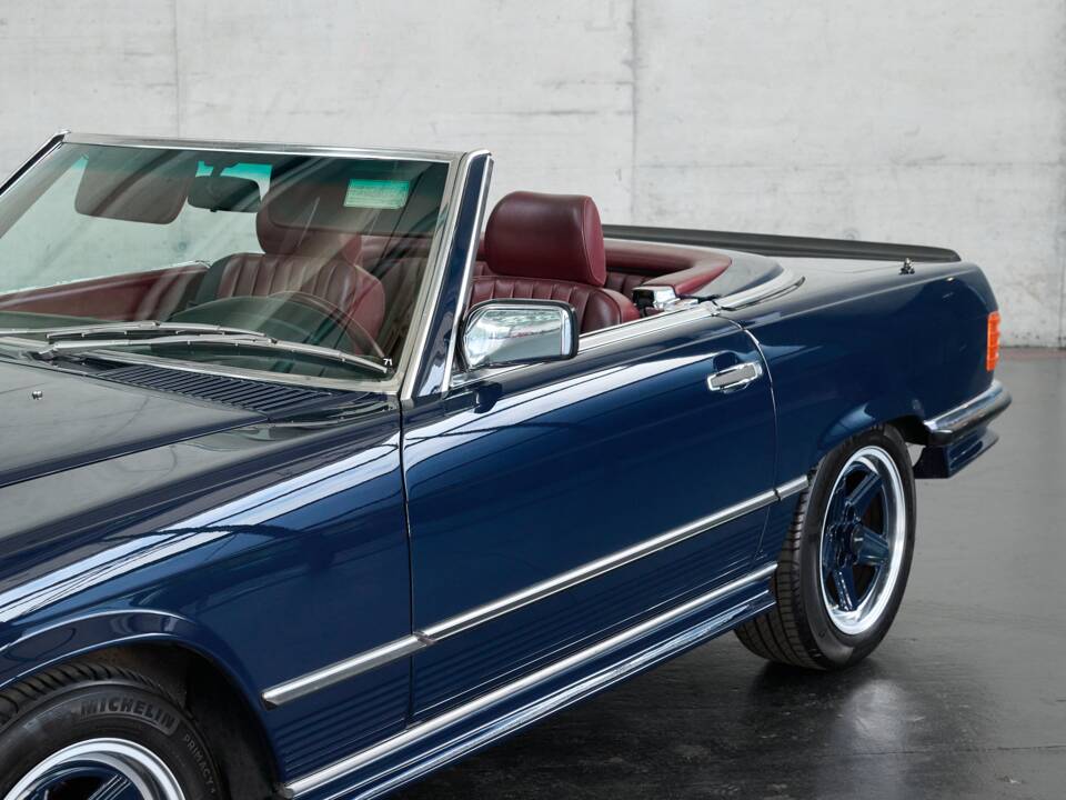 Image 4/50 de Mercedes-Benz 420 SL (1988)