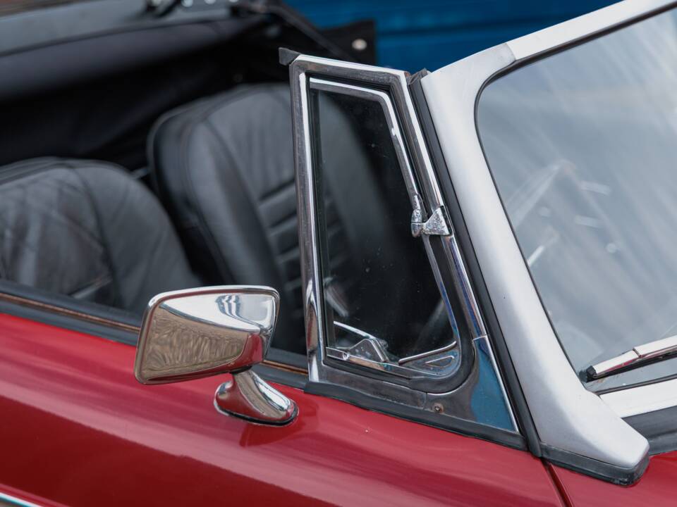 Bild 25/25 von MG MGB V8 (1969)