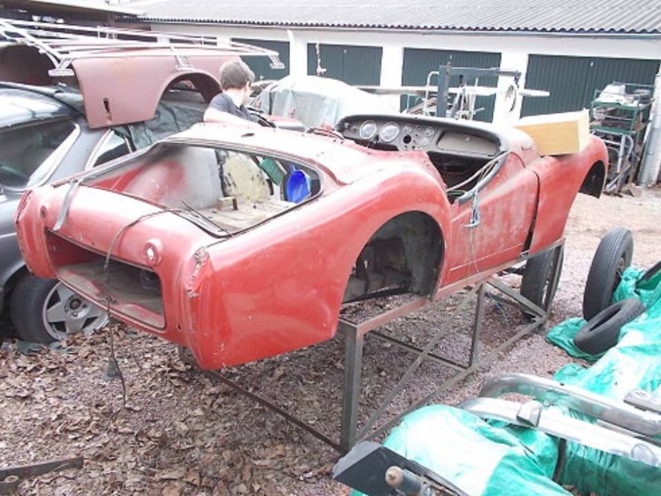 Image 3/13 of Triumph TR 3A (1958)