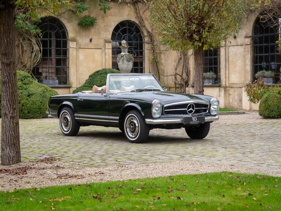 Imagen 9/30 de Mercedes-Benz 250 SL (1967)