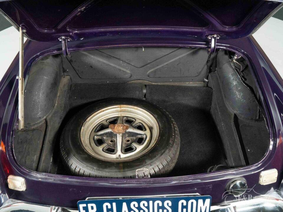 Image 6/19 of MG MGB (1973)