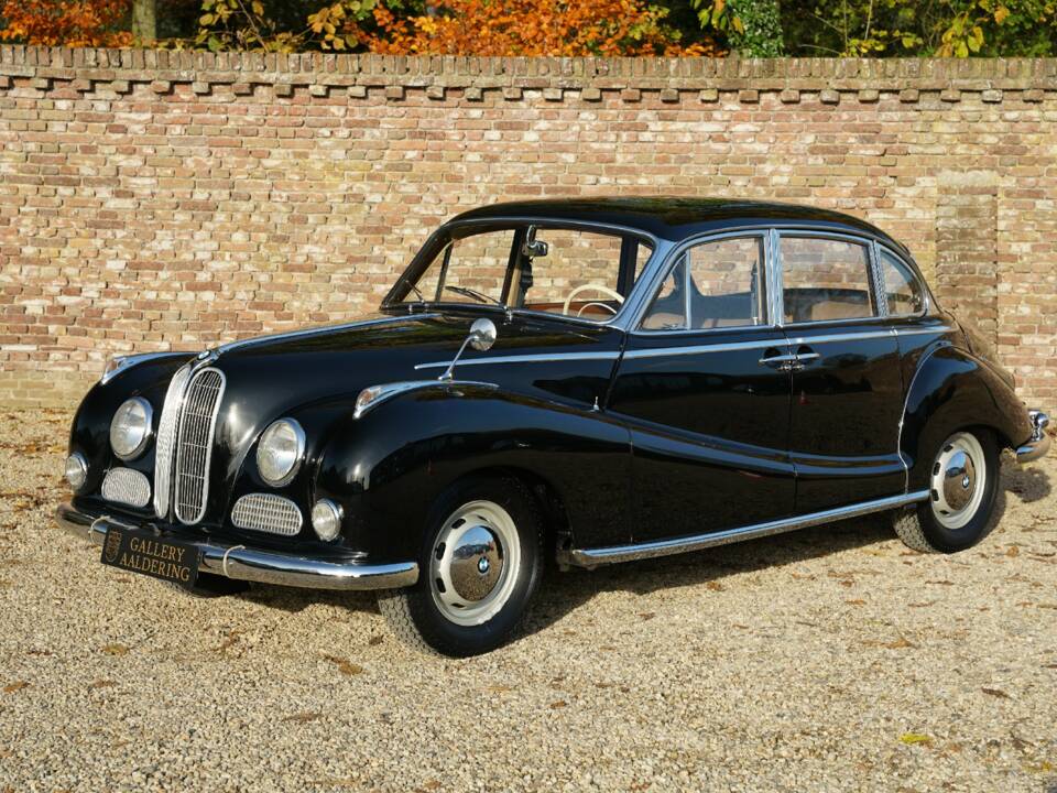 Image 50/50 de BMW 502 - 3,2 Litre (1958)
