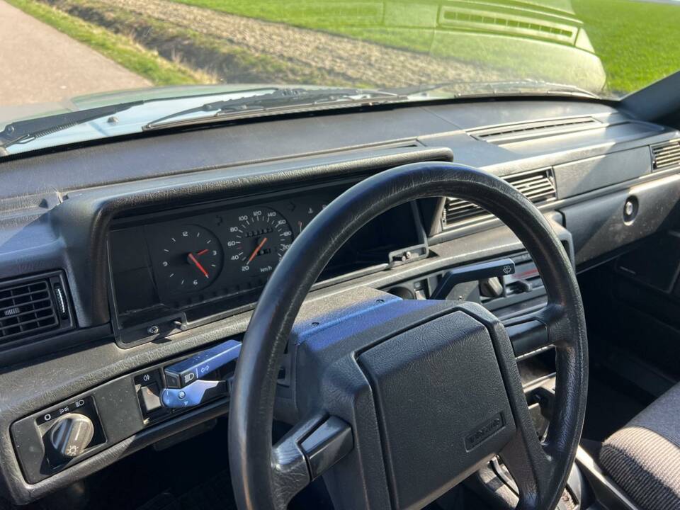 Image 27/41 of Volvo 740 (1987)