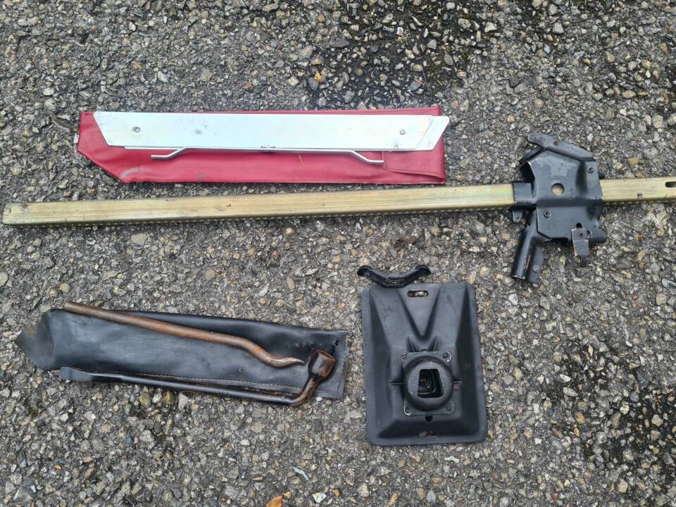 Image 20/23 of Pontiac GTO (1967)