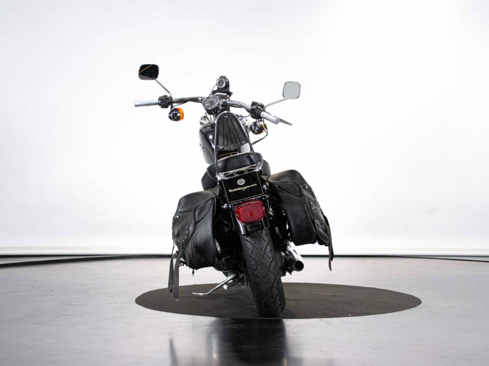 Imagen 3/50 de Harley-Davidson XL 1200 C Sportster Custom (1997)