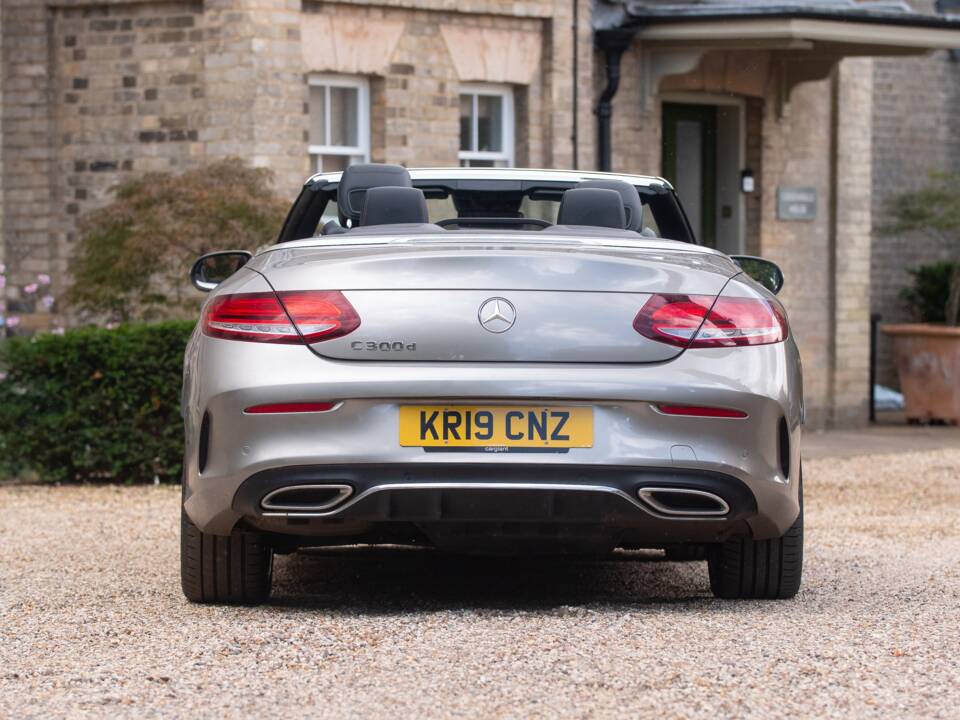 Bild 16/50 von Mercedes-Benz C 300 d (2019)