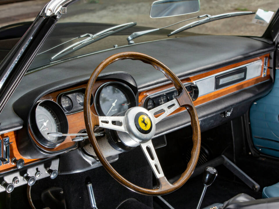 Immagine 29/46 di Ferrari 275 GTS (1965)