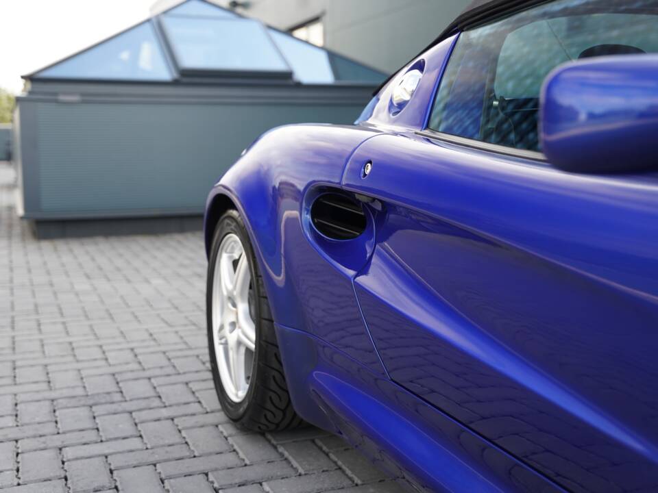 Bild 45/50 von Lotus Elise 111 (1998)