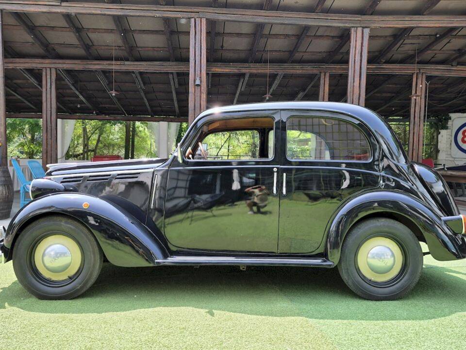 Image 2/47 of FIAT 1100 E (1952)