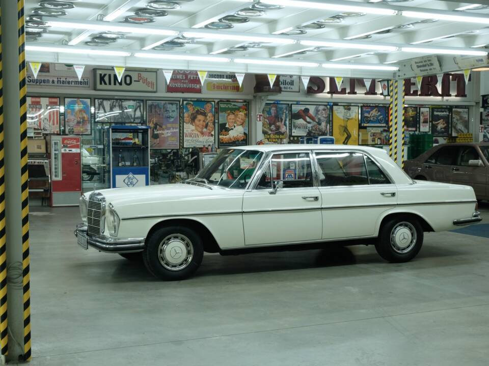 Afbeelding 3/70 van Mercedes-Benz 300 SEL (1968)