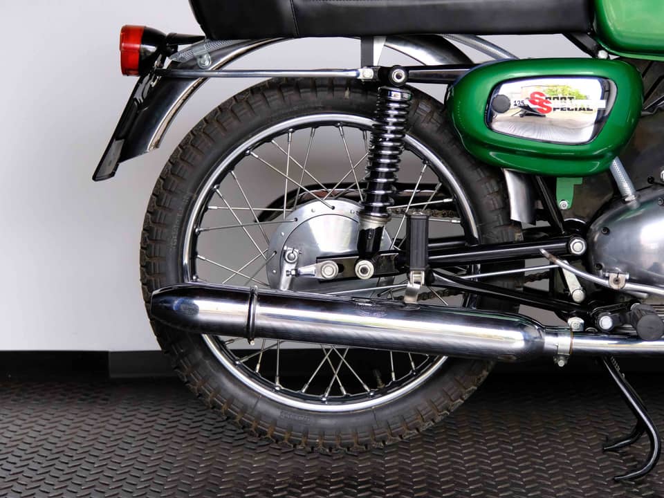 Image 6/57 of Benelli 125 Sport Special (1971)