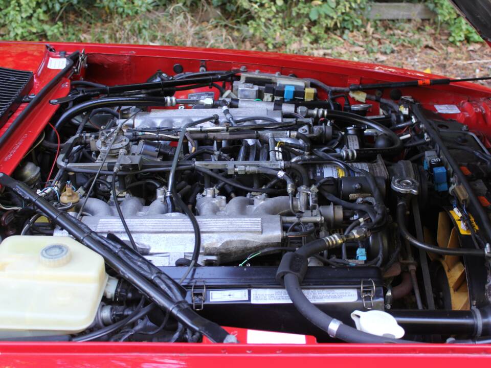 Image 18/20 of Jaguar XJS 5.3 V12 (1989)