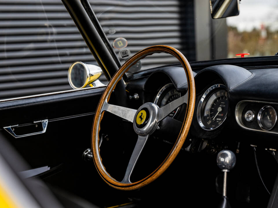 Imagen 35/68 de Ferrari 250 GT SWB Berlinetta (1960)