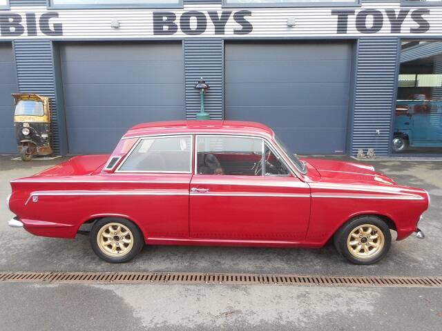 Afbeelding 7/23 van Ford Cortina GT (1966)
