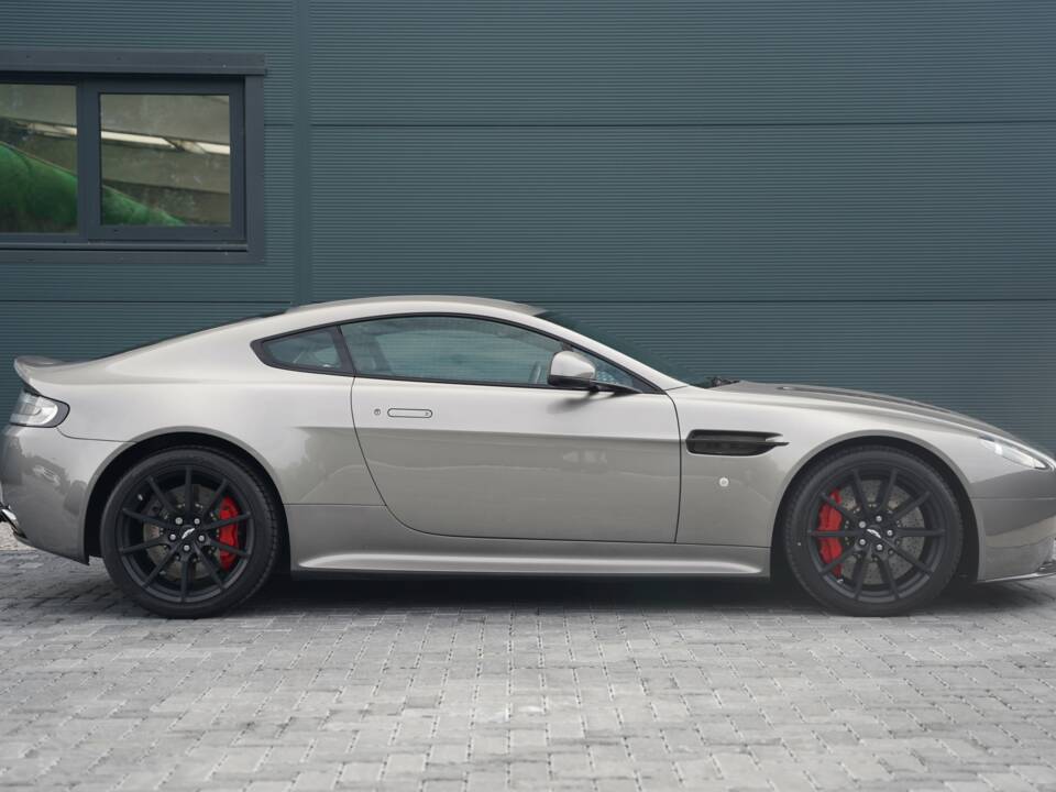 Imagen 3/50 de Aston Martin V12 Vantage S (2014)