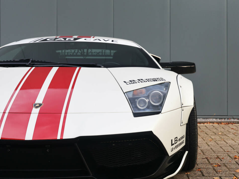 Afbeelding 46/82 van Lamborghini Murciélago (2002)