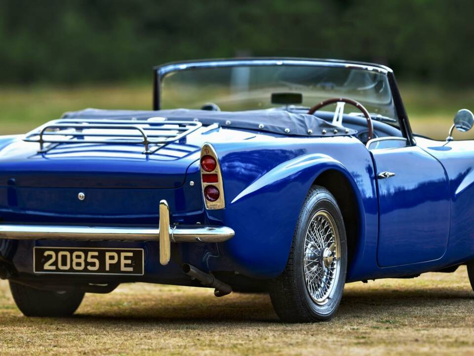 Bild 15/50 von Daimler SP 250 (1963)
