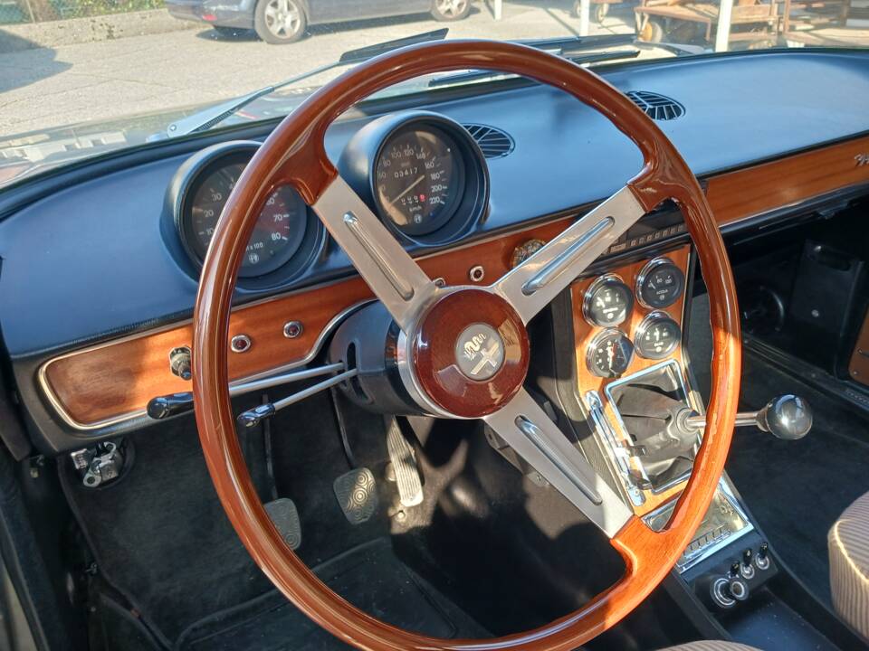 Image 5/15 of Alfa Romeo 1750 Berlina (1970)